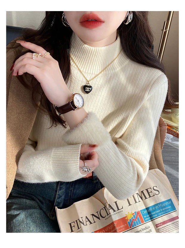 Elenvé Retro Turtleneck
