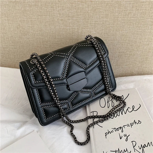 Elenvé Vintage Chain Bag