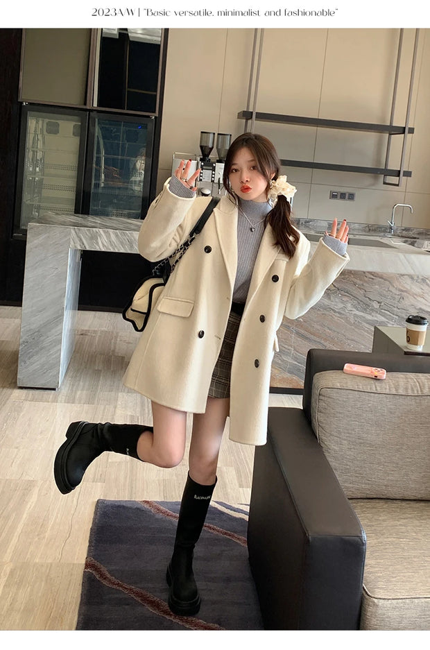 Elenvé Retro Turtleneck