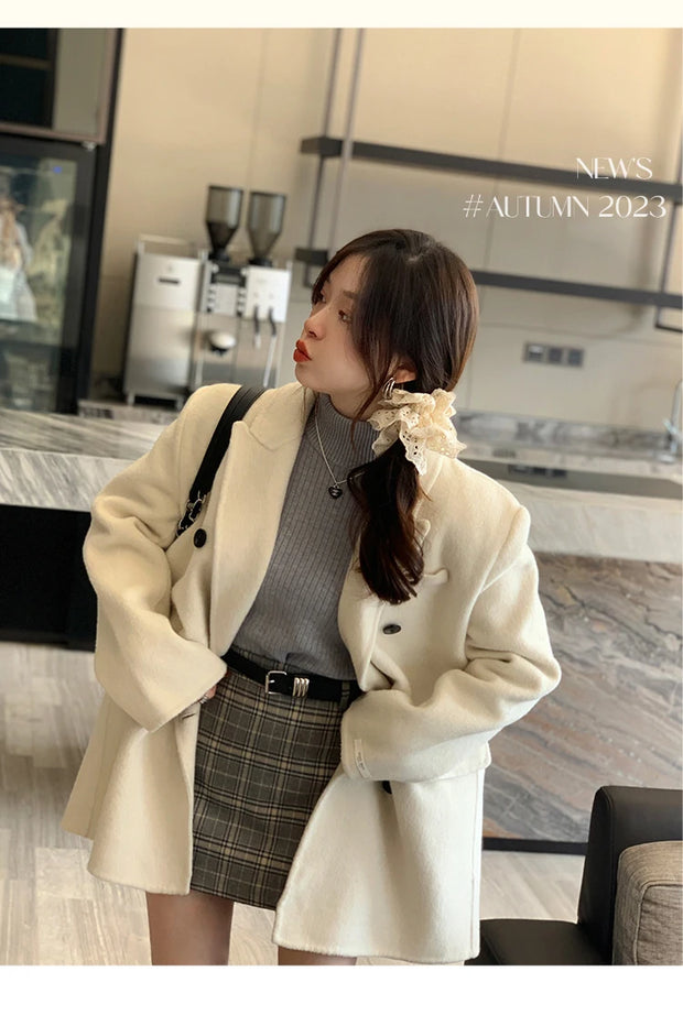 Elenvé Retro Turtleneck