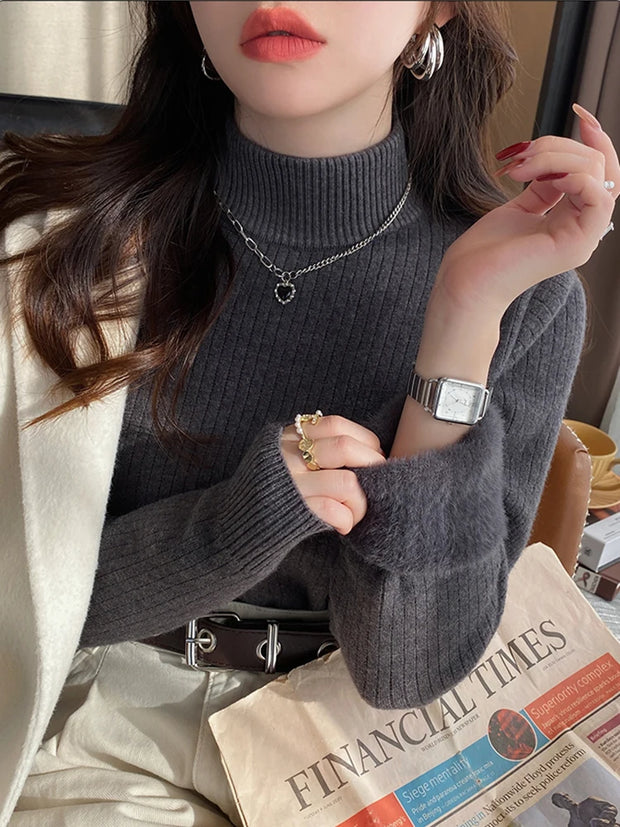 Elenvé Retro Turtleneck