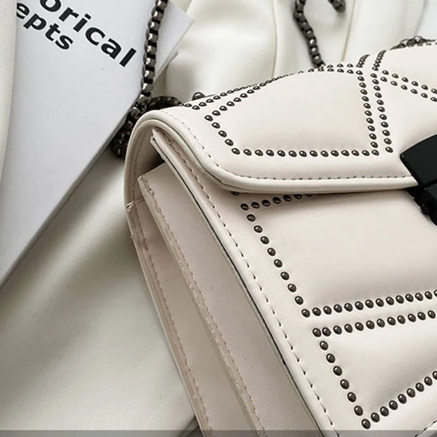 Elenvé Vintage Chain Bag