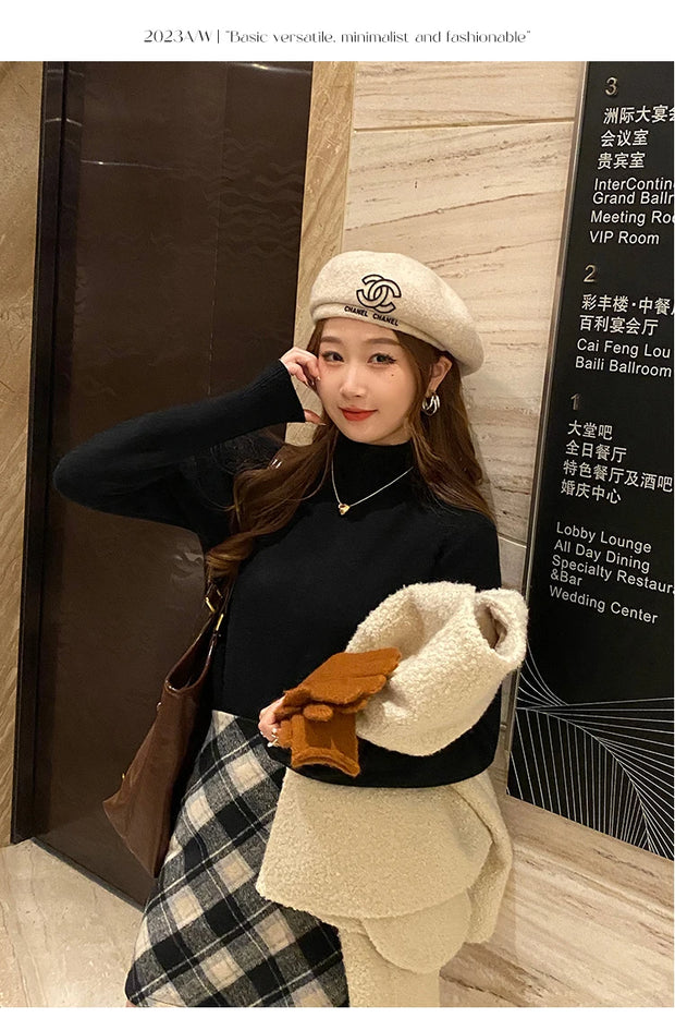 Elenvé Retro Turtleneck