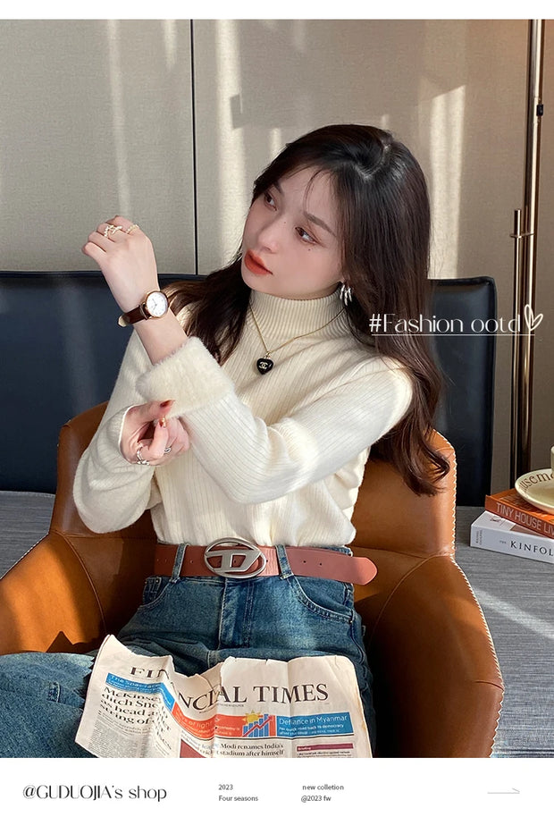 Elenvé Retro Turtleneck