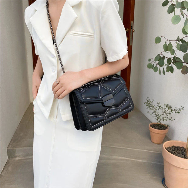 Elenvé Vintage Chain Bag