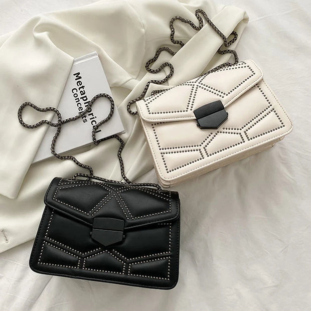 Elenvé Vintage Chain Bag