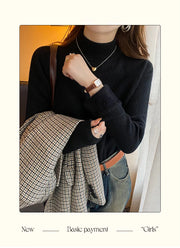 Elenvé Retro Turtleneck