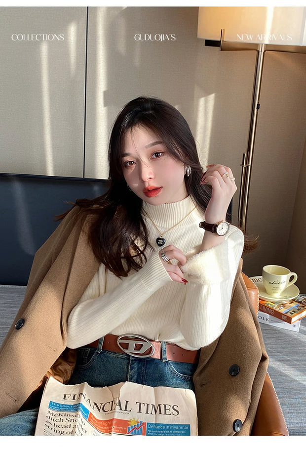 Elenvé Retro Turtleneck